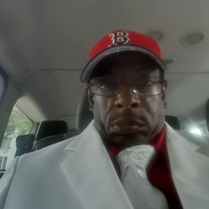 Meet your Posher, Elroy